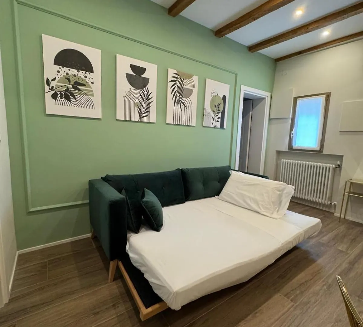 Housmart Emilia 15 Appartement San Lazzaro di Savena 0*,  Italië